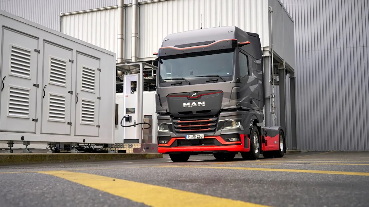 man-abb-megawatt-charging-premiere