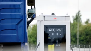 A400 next to DACHSER truck